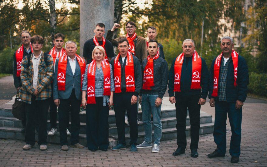 Коммунисты Ижевска провели возложение ко дню рождения Дзержинского.